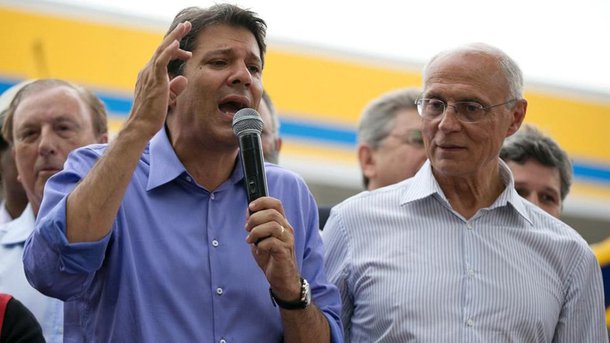 Segundo o presidente estadual do Partido dos Trabalhadores, Luiz Marinho, até o fim de 2017 o partido decidirá o nome da legenda para a disputa ao governo do Estado em 2018; ex-prefeito Fernando Haddad, o vereador Eduardo Suplicy e o líder do PT na Câmara dos Deputados, Carlos Zarattini, despontam como favoritos à indicação da candidatura petista