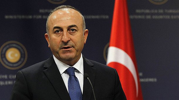 A Holanda impediu que o ministro das Relações Exteriores da Turquia voasse a Roterdã neste sábado, e o presidente turco, Tayyip Erdogan, respondeu dizendo que país é um "remanescente nazista", parte de uma desavença provocada por uma campanha de Ancara entre eleitores emigrados que vem se intensificando; Roterdã impediu que o chanceler turco, Mevlut Cavusoglu, participasse de uma manifestação em apoio aos esforços de Erdogan para aumentar seus poderes por meio de um referendo marcado para 16 de abril