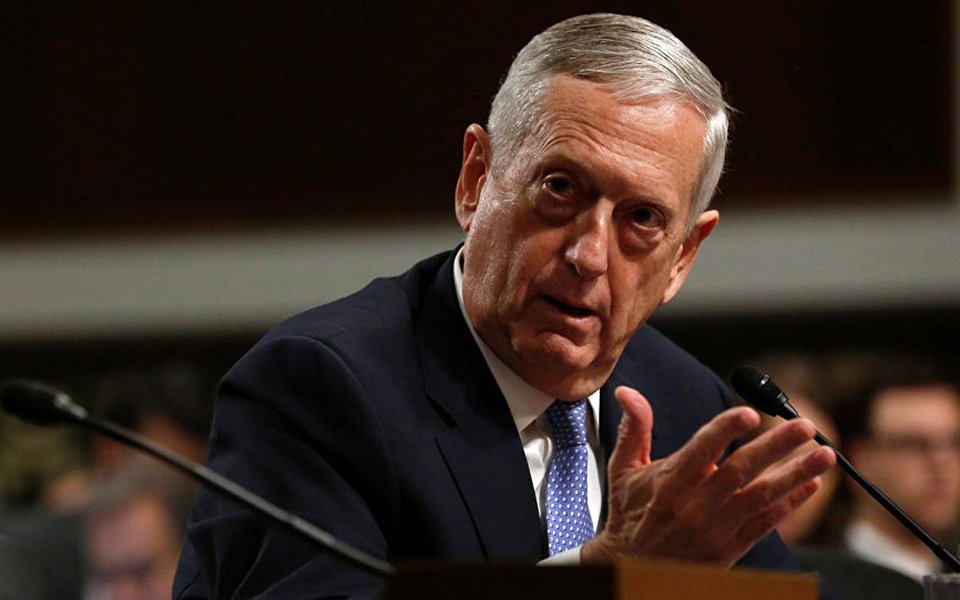 Secretário de Defesa dos Estados Unidos, general James Mattis, declarou que a sua principal responsabilidade na qualidade do chefe do Pentágono é ter cenários de resolução militar do conflito com a Coreia do Norte; "Estamos prontos", anunciou. antes, o presidente norte-americano, Donald Trump, afirmou que a Coreia do Norte "vai receber fogo e fúria como o mundo nunca viu" se voltar a ameaçar os Estados Unidos; horas depois, o governo de Kim Jong-un anunciou um plano para atacar Guam com mísseis balísticos