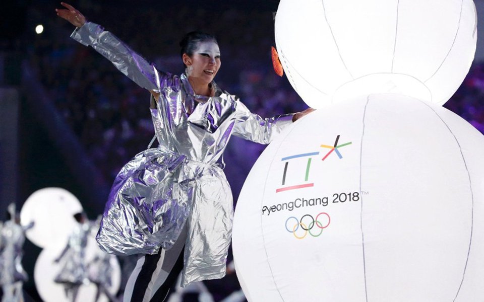 Comitê Olímpico Internacional (COI) afirmou que está "monitorando atentamente" as tensões crescentes na península coreana a menos de 200 dias da Olimpíada de Inverno de 2018 em Pyeongchang, na Coreia do Sul; Jogos Olímpicos voltarão ao país no ano que vem pela primeira vez desde a Olimpíada de Verão de 1988 em Seul; "Estamos monitorando a situação na península coreana e na região muito atentamente", disse um porta-voz do COI
