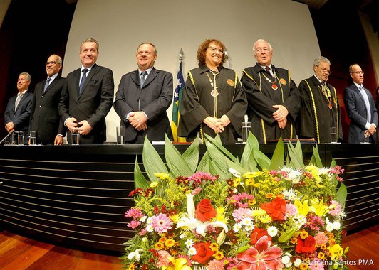 Procurador-geral do município de Aracaju, Netônio Machado, foi empossado nesta sexta-feira, (1º) na Academia Sergipana de Letras Jurídicas (ASLJ); para o prefeito de Aracaju, Edvaldo Nogueira (PCdoB), a posse de Netônio na Academia de Letras Jurídicas é mostra de sua competência e engrandece a atual gestão municipal
