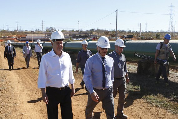 As obras do Subsistema Produtor de Água do Bananal estão 67% executadas; as intervenções, próximo à saída da Estrada Parque Indústria e Abastecimento (Epia), foram vistoriadas pelo governador de Brasília, Rodrigo Rollemberg. Segundo o chefe do executivo, a captação de água do subsistema está prevista para iniciar até o fim de outubro - a estimativa inicial era setembro; Rollemberg afirmou destacou outra entrega no próximo mês, já na primeira quinzena: a do Lago Paranoá