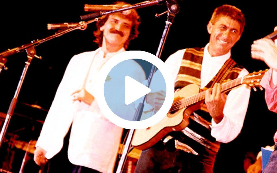 "Lamento muito porque foi um grande artista. Deixa um legado importantíssimo. Foi um grande poeta. Uma grande referência", disse o cantor e compositor Fagner, ao comentar a morte de Belchior; juntos, os dois gravaram "Na hora do almoço", outro poema clássico de Belchior