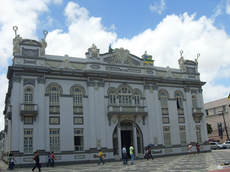 O repasse do Fundo de Participação dos Estados (FPE) para o estado de Sergipe, no terceiro mês do ano corrente, ultrapassou os R$ 194,3 milhões em março; em termos relativos, verificou-se alta real de 8,4%, considerando o efeito da inflação, medida pelo IPCA, em comparação com março de 2016; é o aponta uma análise realizada pelo Boletim Sergipe Econômico, com base nos dados da Secretaria do Tesouro Nacional (STN)