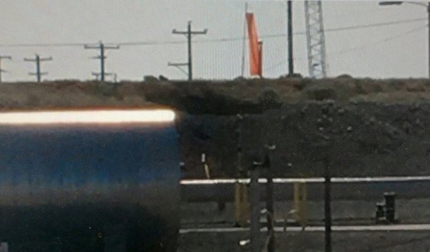 Departamento de Energia dos EUA declarou emergência no local de armazenamento de resíduos nucleares em Hanford, Washington, depois que um túnel do local desabou; túnel era usado para armazenar materiais e equipamentos altamente radioativos, como trens usados para transportar barras de combustível nuclear. Segundo a KING TV, o acidente ocorreu na manhã de terça-feira, no horário local