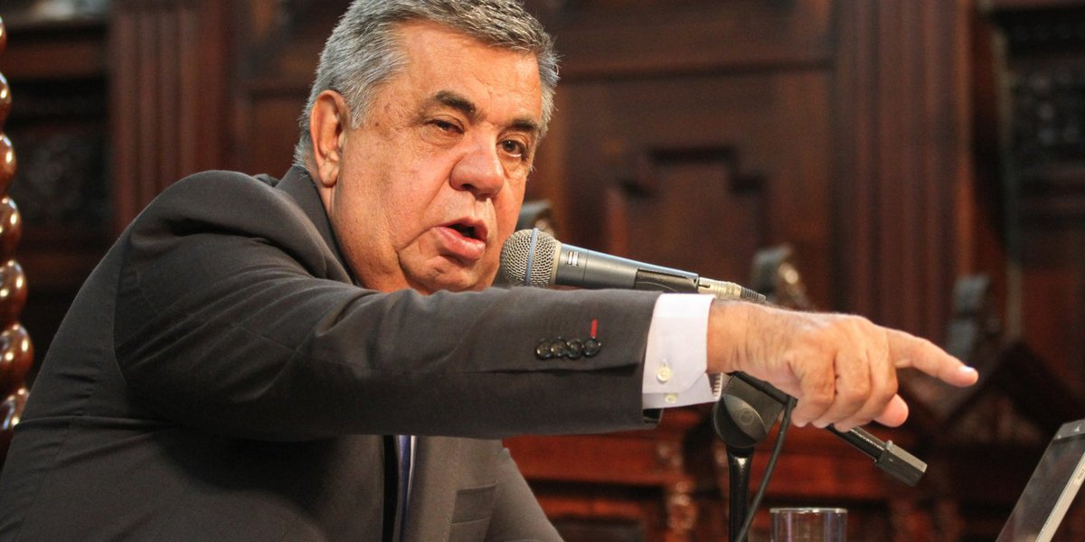 Presidente da Assembleia Legislativa do Rio (Alerj) deve ser operado na próxima semana para retirar um tumor cancerígeno de 15 milímetros na bexiga; informação é do colunista Gabriel Mascarenhas, do Radar Online; piora na saúde do político acontece poucos dias depois que ele foi conduzido coercitivamente na operação Quinto do Ouro, que prendeu cinco conselheiros do Tribunal de Contas do Estado