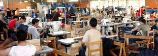 Dados do Simples Nacional (Sinac) mostram que o número de oficinas mecânicas mantidas por micro e pequenos empresários em todo o Brasil cresceu 11,5% em relação ao ano passado, mesmo com a crise econômica; são 355 mil serviços automotivos de micro e pequeno porte neste ano, contra 317.691 no ano passado; os recursos movimentados chegaram a R$ 66,4 bilhões, em 2016, conforme a Associação de Entidades Oficiais de Reparação de Veículos do Brasil (Sindirepa)