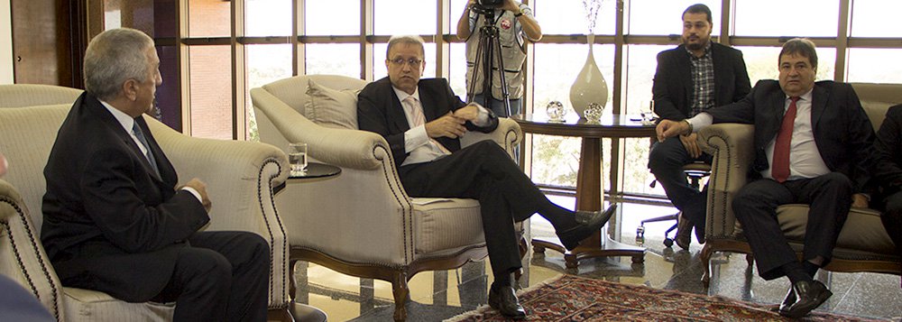 Intermediada pela Frente Brasil-Países Árabes, presidida pelo deputado César Halum (PRB-TO), visita de presidente da Federação das Associações Muçulmanas do Brasil pretende tornar o Tocantins centro nacional de produção e distribuição de alimentos para países islâmicos