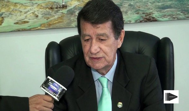 A Superintendência Regional da Polícia Federal em Alagoas desencadeou uma ação denominada "OPERAÇÃO PENSE MACEIÓ", com o cumprimento de mandados de busca e apreensão e de condução coercitiva expedidos pela 3ª Zona Eleitoral do Estado de Alagoas, em Maceió, todos cumpridos na capital alagoana; mandados são contra o vereador Antônio Hollanda e outras pessoas acusadas de compra de votos na eleição passada; parlamentar teria se utilizado das instalações de uma suposta entidade sem fins lucrativos para realizar atendimentos médicos em troca de votos