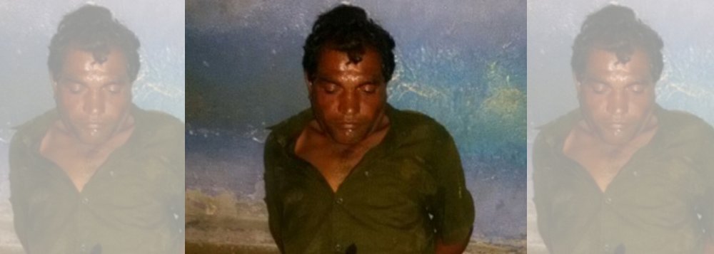 A Polícia Civil de Alagoas prendeu o índio Rogério Henrique da Silva, de 36 anos, suspeito de matar a própria filha, de apenas um ano e dois meses de idade; o crime aconteceu no Sítio Candará, na altura da Serra dos Macacos, em Palmeira dos Índios, onde vive uma tribo indígena; ele foi detido na própria casa, onde teria chegado embriagado e, após tentar agredir a esposa com um facão, pegou a menina e jogou-a contra as paredes 