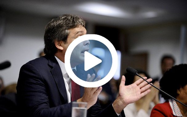 "Mais do que nunca é hora de diretas-já", diz o senador Lindbergh Farias (PT-RJ); "acabou o governo"