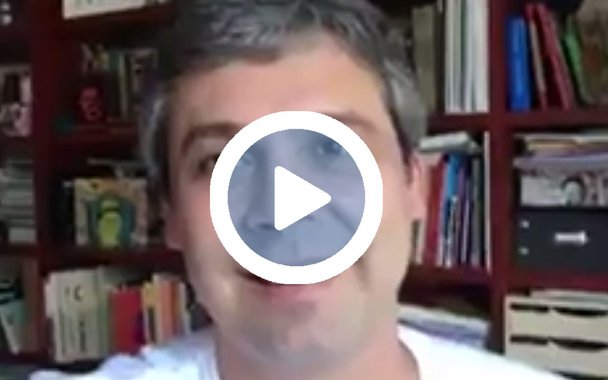 "Mantenho minha candidatura porque é fundamental discutirmos uma nova estratégia e um novo programa para o PT nesses tempos de guerra", diz o senador Lindbergh Farias (PT-RJ); ele propõe uma radicalização da luta política, com temas como uma nova lei dos meios de comunicação e a desmilitarização das polícias; assista