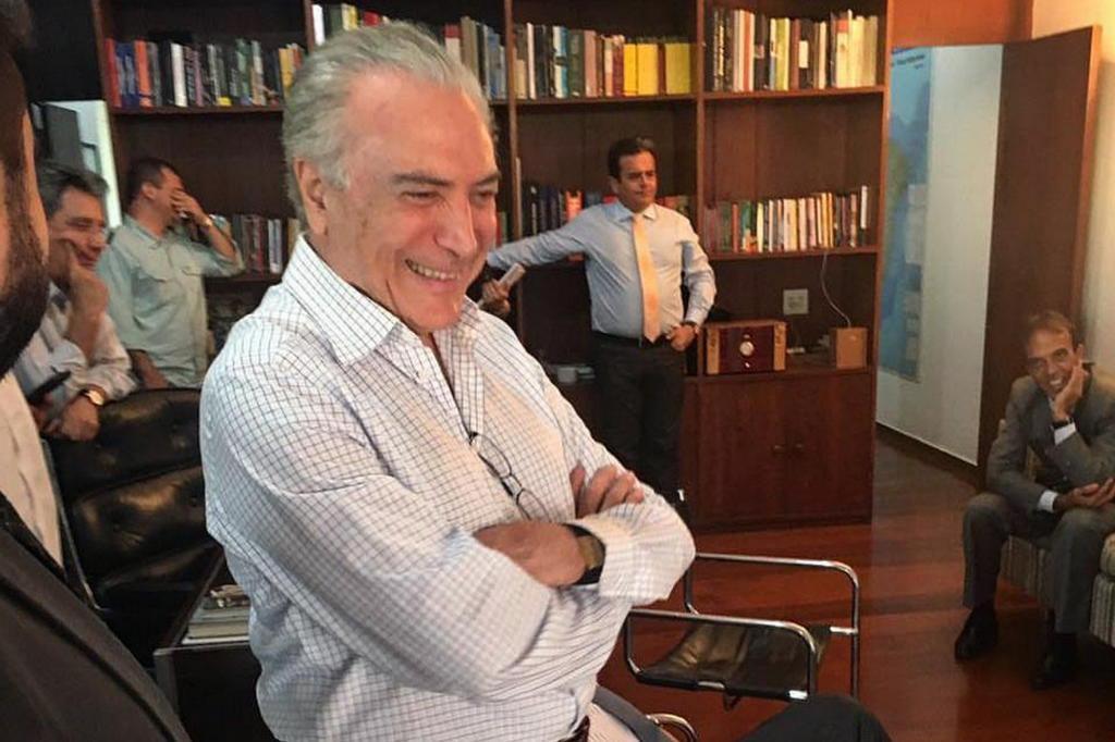 Supremo Tribunal Federal (STF) foi notificado pela Câmara dos Deputados da decisão da maioria da Casa de não autorizar a instauração de processo criminal contra o presidente Michel Temer e os ministros Eliseu Padilha (Casa Civil) e Moreira Franco (Secretaria-Geral da Presidência); comunicado foi expedido ao Supremo nesta quinta-feira (26), no fim da tarde, um dia depois da votação que rejeitou a denúncia apresentada pela Procuradoria-Geral da República (PGR)