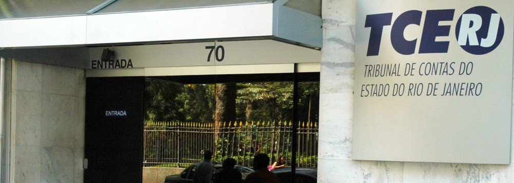 O procurador do TCE-RJ, Leonardo Fiad, definiu a situação do órgão como inusitada; ele convocou membros suplentes para a primeira sessão plenária após a prisão de cinco dos sete conselheiros, por decisão do STJ; em documento encaminhado ao procurador-geral do TCE, Leonardo Fiad questiona: "E se não houver previsão razoável de retorno dos Conselheiros ao exercício das suas funções? Como fazer para que o TCE-RJ mantenha o seu funcionamento?"