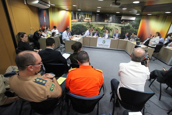 A Comissão de Constituição, Justiça e Redação (CCJR) realiza, nesta terça-feira (13), às 14h, audiência pública para debater a PEC 07/17, que trata da extinção do Tribunal de Contas dos Municípios (TCM). O debate foi proposto pelo deputado João Jaime (DEM). O projeto de extinção do TCM tem gerado muita polêmica e está no centro da disputa política entre governistas e oposicionistas, desde o final do ano passado