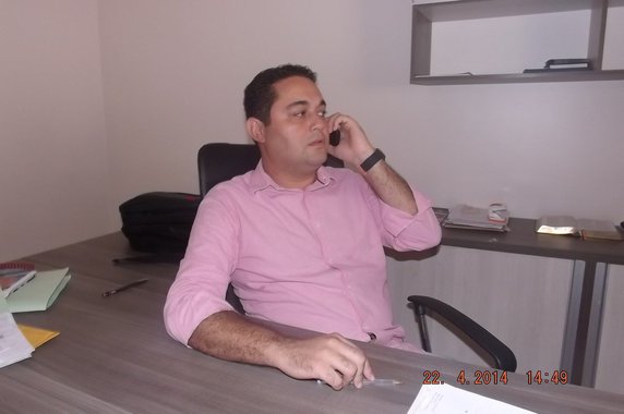 O presidente da Associação Tocantinense de Municípios (ATM) e prefeito de Pedro Afonso, Jairo Mariano (PDT) quer derrubar os vetos de Michel Temer a trechos da Lei Complementar 157/2016, que trata da reforma do ISS; a ATM solicitou aos deputados federais do estado que votem contra a proibição; segundo a ATM, com os vetos os municípios brasileiros deixam de receber cerca de R$ 5,47 bilhões