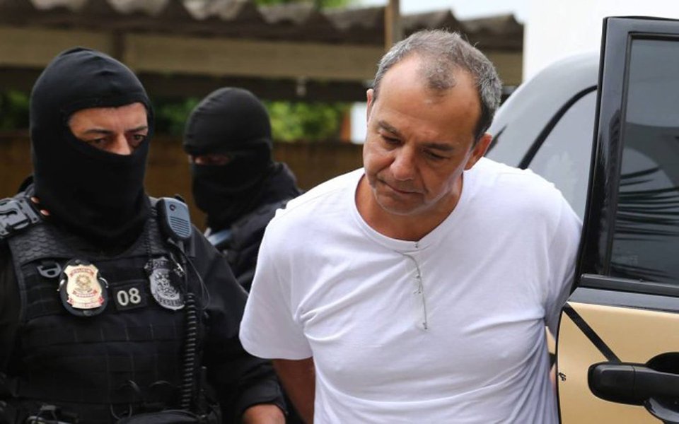 Segundo o jornal El Observador, Vinicius Claret, conhecido como Juca Bala, e Cláudio Fernando Barbosa, que foram presos em março no Uruguai e permanecem na prisão central de Montevidéu, em um dos desdobramentos da Operação Lava Jato, devem enfrentar um processo por lavagem de dinheiro e podem ser extraditados se a Justiça aceitar o pedido brasileiro; ambos estão radicados no Uruguai e são acusados de ajudar a lavar dinheiro como parte de um esquema financeiro ilegal montado pelo ex-governador do Rio de Janeiro Sérgio Cabral (PMDB), preso em novembro