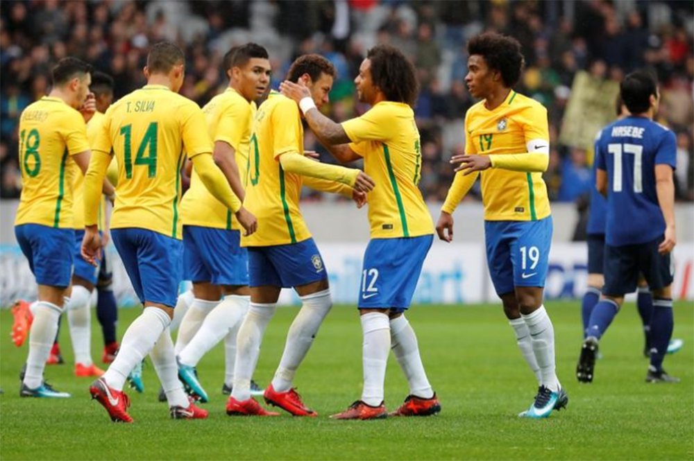 Seleção brasileira venceu o Japão por 3 x 1, nesta sexta-feia, em amistoso utilizado pelo técnico Tite para realizar testes na equipe de olho na formação do grupo para disputar a Copa do Mundo de 2018 na Rússia; no penúltimo jogo do Brasil no ano, disputado em Lille, na França, o Brasil venceu com três gols marcados no primeiro tempo por Neymar (de pênalti), Marcelo e Gabriel Jesus, três titulares mantidos pelo treinador na equipe