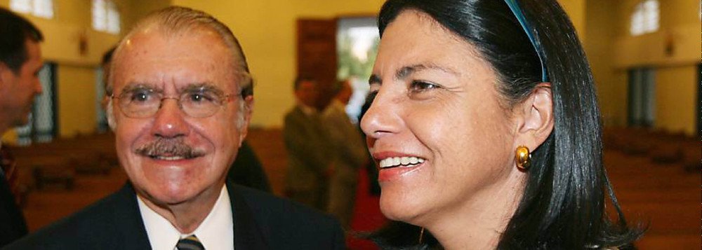 O ex-senador José Sarney e a ex-governadora Roseana Sarney participaram de um jantar junto com o líder do PMDB no Senado, Renan Calheiros (PMDB-AL); o prato principal foi conspirar contra Michel Temer; o encontro, que ocorreu na casa da senadora Kátia Abreu (PMDB-TO), em Brasília, foi dominado por críticas à política econômica e às reformas do propostas pela equipe do atual presidente; prestes a romper com Temer, Renan afirmou aos presentes que considera difícil a situação do presidente no governo. “Diziam que a (ex-presidente) Dilma (Rousseff) não tinha para onde ir, e o (presidente Michel) Temer não tem para onde ir”, disse