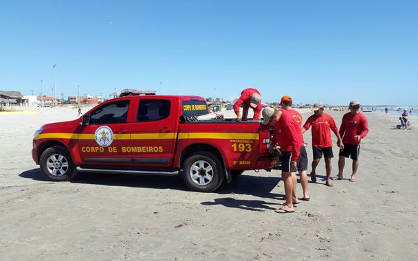 As inscrições para o concurso do Corpo de Bombeiros Militar do Piauí iniciam na próxima segunda-feira (18), a partir das 12h, e seguem até o dia 6 de outubro, às 13h; estão sendo ofertadas 110 vagas para o cargo de soldado; as provas objetivas e dissertativas serão realizadas no dia 19 de novembro de 2017; o governo estadual, por meio da Secretaria de Estado da Administração, lançou edital; a remuneração inicial para o cargo é de R$ 3.100,00