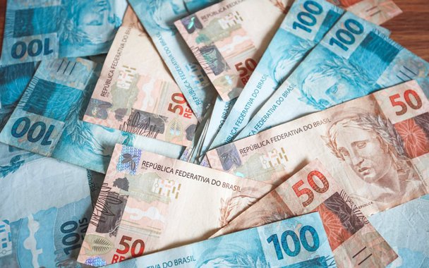 Governo federal irá descontingenciar mais de R$ 10 bilhões do Orçamento após afrouxamento da meta fiscal deste ano, mas não contará com a ajuda de mais precatórios não sacados para essa liberação; com afrouxamento da meta de déficit primário deste ano de R$ 139 bilhões para R$ 159 bilhões, o governo ganhou margem para a investida