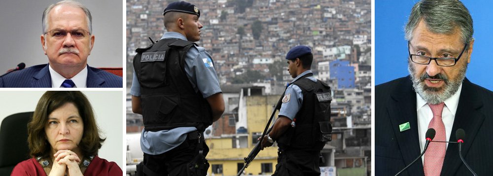 Ministro do Supremo Tribunal Federal (STF) Edson Fachin pediu que a procuradora-geral da República, Raquel Dodge, se manifeste sobre a interpelação judicial feita pelo Governo do Rio de Janeiro contra o ministro da Justiça, Torquato Jardim; na semana passada, Jardim declarou que os comandantes dos batalhões da Polícia Militar do Rio de Janeiro possuem ligações com o crime organizado