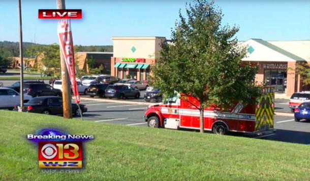 Tiroteio em massa em um estacionamento no estado de Maryland deixou ao menos cinco pessoas feridas; alunos das escolas na vizinhança foram instruídos a permanecerem abrigados; autor dos disparos fugiu e a polícia já inciou as buscas para encontrar o suspeito do ataque
