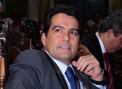 O vereador Paulo Magalhães Júnior do PV, foi citado pelo delator da Odebrecht, José de Carvalho Filho, como tendo recebido recursos não contabilizados para sua campanha à Câmara Municipal de Salvador, em 2010. A denúncia já foi encaminhada pelo ministro Edson Fachin, à Justiça Federal e à Procuradoria da República, na Bahia