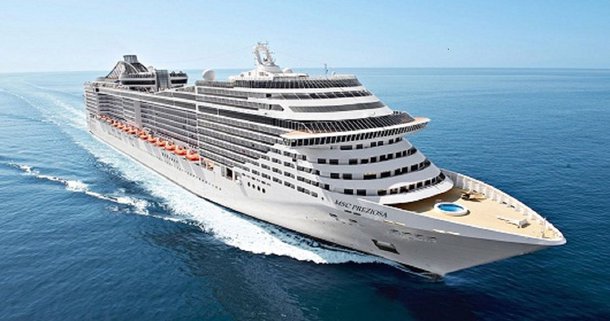 Aportou hoje (18), em Fortaleza, o navio MSC Preziosa, que trouxe mais de 4 mil visitantes (3.412 passageiros e 1.282 tripulantes). O cruzeiro é o último da temporada, que recomeça em outubro.  Só este ano, o Ceará recebeu nove cruzeiros, totalizando quase 11 mil visitantes. Até o fim do ano, devem chegar mais dez cruzeiros