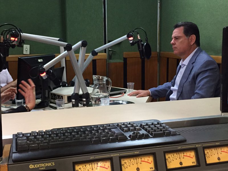 O governador Marconi Perillo afirmou que em breve o governo de Goiás vai convocar os 2,5 mil aprovados no concurso da Polícia Militar; governo também anunciou a abertura de novo certame para mais 2 mil homens, “sempre respeitando as condições do orçamento do Estado”