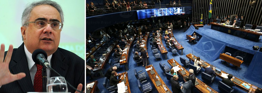 "Há uma boa possibilidade de que o Senado cumpra com seus deveres e vote contra Aécio Neves na votação desta terça feira. A primeira razão é o fato de o STF ter abdicado de suas obrigações de julgar e transferido a batata quente para o Senado", analisa o jornalista Luís Nassif; para ele, "a degola de Aécio será uma demonstração irretorquível da superioridade moral do Senado sobre o STF, afastando vez por todas os riscos da ditadura do Judiciário"