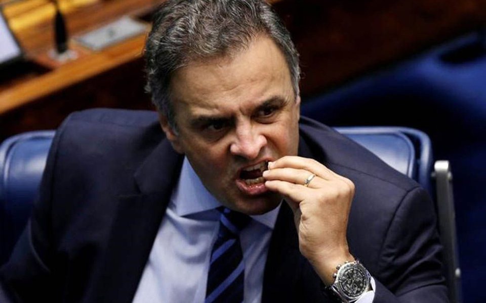 No mesmo relatório em que diz não ter provas das acusações de corrupção contra o senador Aécio Neves (PSDB-MG) no esquema de corrupção em Furnas, o delegado da Polícia Federal Alex Levi Bersan de Rezende afirmou ao STF que "foram perpetradas uma série de irregularidades" no tempo em que Dimas Toledo foi diretor da estatal; delegado defende continuidade da investigação na gestão de Toledo