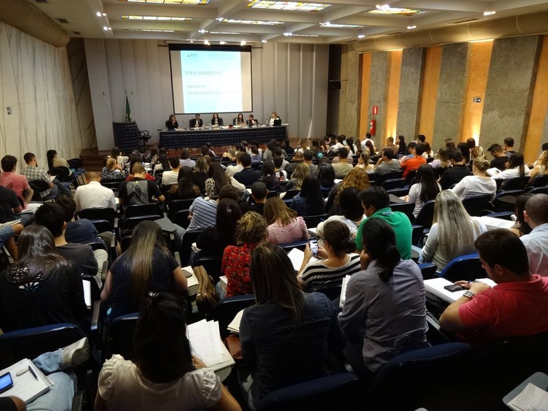 Minas Gerais alcançou o primeiro lugar no Índice de Transparência do Contencioso Administrativo (ICAT), elaborado pela Fundação Getúlio Vargas (FGV); com 96 pontos – de um total de 100 -, o estado se destaca em quesitos como quantidade, qualidade (grau de detalhamento) e periodicidade das informações publicadas sobre processos tributários administrativos; no caso mineiro, essas publicações ficam a cargo do Conselho de Contribuintes do Estado de Minas Gerais (CC/MG), órgão vinculado à Secretaria de Estado de Fazenda (SEF), ao qual compete dirimir as questões de natureza tributária suscitadas entre Fisco e contribuintes