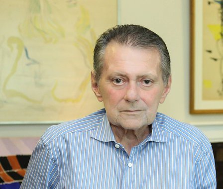 Faleceu na madrugada de hoje (3), em Fortaleza, o chanceler da Universidade de Fortaleza (Unifor), Aírton Queiroz. Ele estava internado no Hospital Montklinikum, onde tratava de um câncer. O governador Camilo Santana (PT) lamentou a perda e decretou luto oficial de três dias