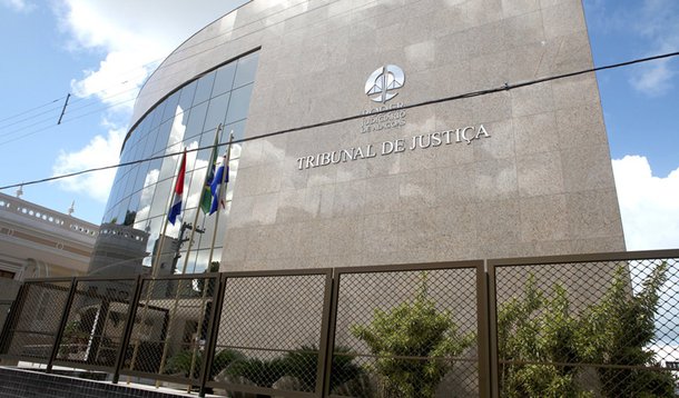 O Tribunal de Justiça de Alagoas (TJ/AL) determinou a continuidade do concurso público para cartórios do Estado, aberto em 2014, mas suspenso desde março de 2015 por decisão do Conselho Nacional de Justiça (CNJ); medida atende à decisão proferida pelo conselheiro Valdetário Andrade Monteiro, que considerou superados todos os entraves para a realização do certame
