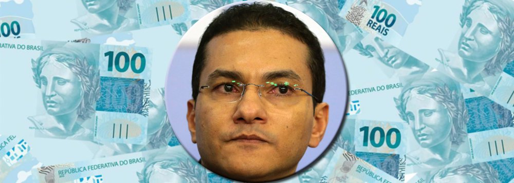 Mais uma denúncia atinge o governo Temer; Marcos Pereira (PRB), ministro da Indústria, Comércio Exterior e Serviços, recebeu cerca de R$ 4,2 milhões da JBS, segundo documentos apresentados por delatores; o repasse foi feito em oito parcelas, em dinheiro vivo