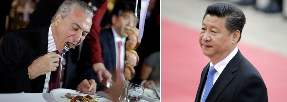 Michel Temer disse nesta quinta-feira que vai ligar para o presidente da China, Xi Jinping, para esclarecer a situação da carne brasileira, após a operação que identificou pagamentos de propina para liberação de produtos sem inspeção; "Eu mesmo devo ligar para o presidente da China para esclarecer essa situação. Eu peço ao nosso Ministério das Relações Exteriores que coloque todos os nossos embaixadores para esclarecer essa situação"; desastre da carne causa prejuízos de R$ 200 milhões/dia ao País e envolve o ministro da Justiça de Temer, Osmar Serraglio, que chamava o chefe da máfia dos fiscais de grande chefe
