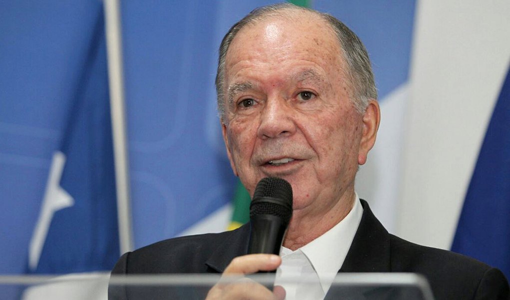 Por falta de provas, o vice-governador da Bahia, João Felipe de Souza Leão, foi inocentado pelo Supremo Tribunal Federal (STF) da acusação de participar de suposto esquema ilícito ligado ao Partido Progressista (PP); pelo mesmo motivo, a corte inocentou outras 13 autoridades; o inquérito foi aberto com base em denúncias feitas em delações premiadas