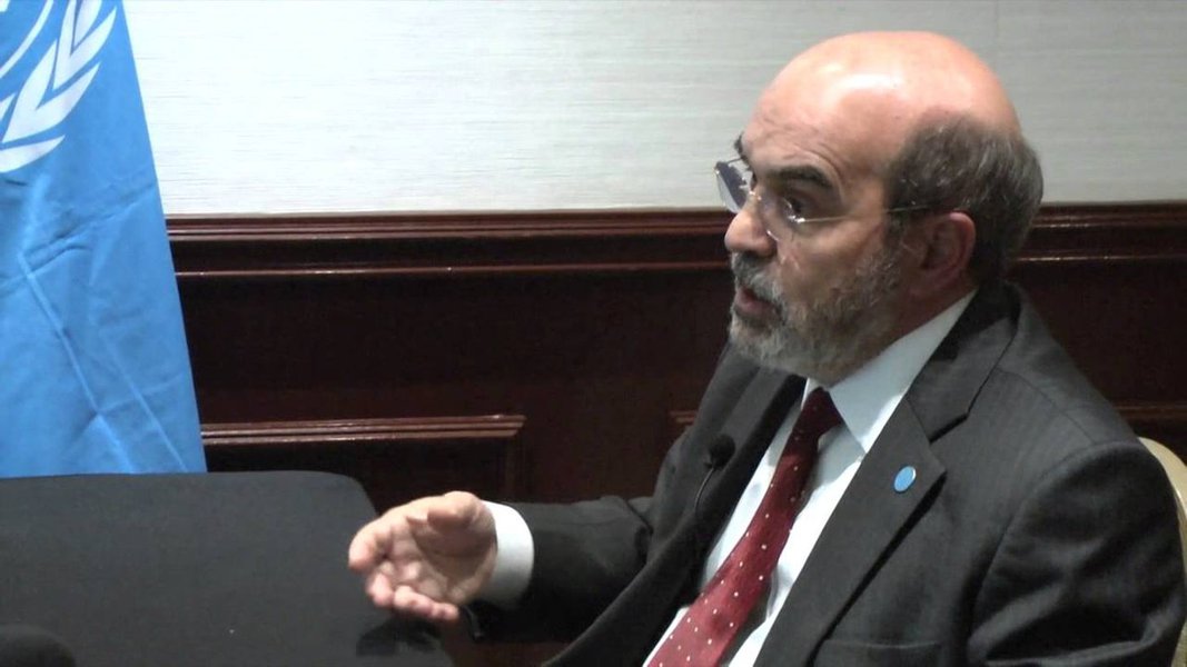 A Organização das Nações Unidas para Agricultura e Alimentação (FAO), fez um alerta nesta segunda-feira na abertura de sua 40ª Conferência, em Roma, sobre o preocupante aumento do número de pessoas com fome no mundo desde 2015, ameaçando vários anos de progresso na área; a FAO ainda não pode precisar o número exato deste acréscimo, mas indica que terá os resultados em setembro; em seu discurso na abertura da conferência, o diretor-geral da agência das Nações Unidas, o brasileiro José Graziano da Silva, disse que quase 60% das pessoas que passam fome no mundo vivem em áreas de conflitos e afetadas por mudanças climáticas