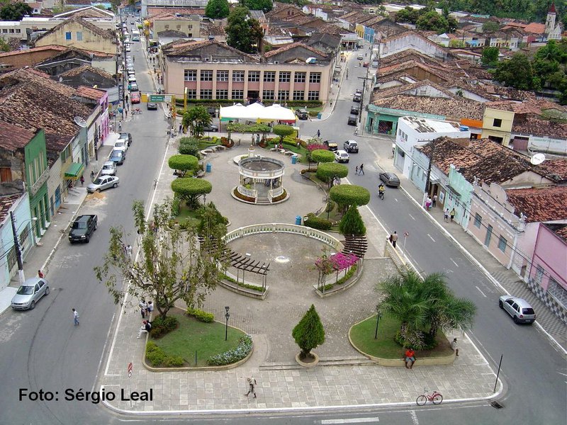 A justiça da comarca de Pilar, na Grande Maceió, atendeu a um mandado de segurança impetrado por seis vereadores e suspendeu a eleição antecipada feita pela Mesa Diretora para biênio 2019-2020; também foi determinada a suspensão dos efeitos dos atos da casa legislativa que ocasionaram a eleição antecipada por violar normas do Regimento Interno da Câmara de Pilar