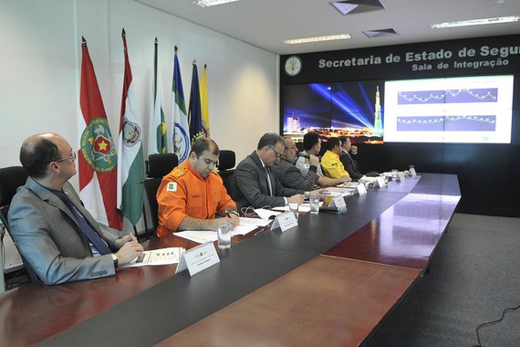 Com redução de 37,3% no número de vítimas de homicídio em comparação a agosto de 2016, o Distrito Federal manteve a queda histórica desse tipo de crime; foi a menor marca para o mês de agosto desde 2000, de acordo com informações divulgadas pelo governo. Em números absolutos, a quantidade de vítimas caiu de 51 em agosto do ano passado para 32 no mesmo período de 2017, segundo a Secretaria da Segurança Pública e da Paz Social