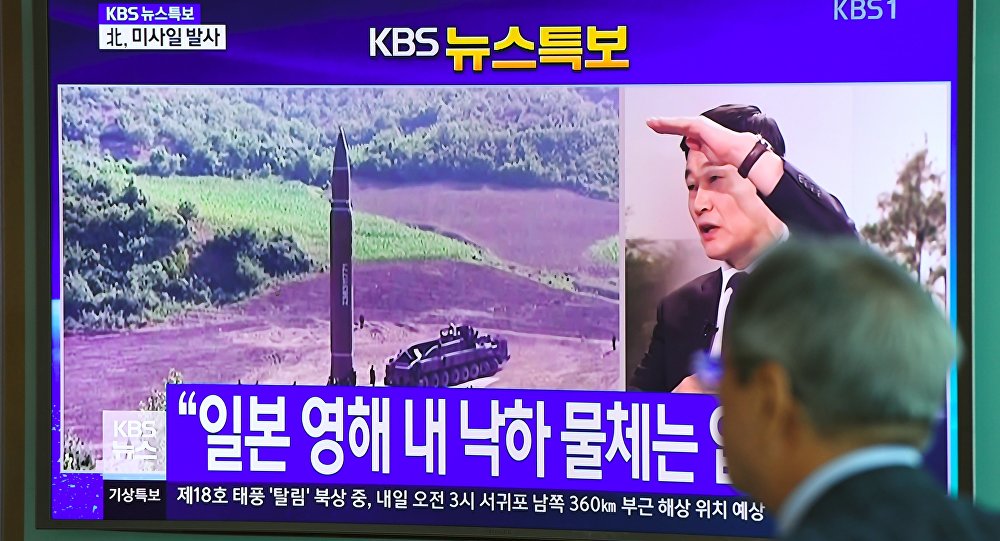 A delegação norte-coreana, que está participando da Assembleia da União Interparlamentar na cidade russa de São Petersburgo, informou que Pyongyang não está preparada para negociar seu estatuto nuclear, visto que as armas nucleares são a sua única garantia de segurança, declarou a chefe do Conselho da Federação (câmara alta do parlamento) da Rússia, Valentina Matvienko, durante um briefing no âmbito da Assembleia