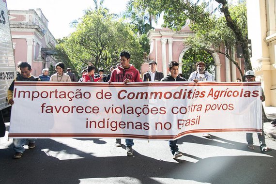 Seis dos nove indígenas presos em novembro, em mega-operação policial, criticada pelo Conselho Indigenista Missionário como “violenta, descabida e desproporcional”, foram liberados; a operação aconteceu na região de Passo Grande do Rio Forquilha, interior do município de Sananduva, na região norte do Estado, depois que um grupo de kaigangs ocupou parte de 1.916 hectares de terra que já havia tido relatório circunstanciado para demarcação publicado pelo Ministério da Justiça em 2011
