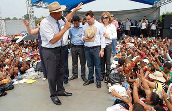 Em março de 2016, o colegiado debateu a Ação de Investigação Judicial Eleitoral contra o pastor Valdomiro Santiago, o senador Ivo Cassol, o pai dele, o ex-governador João Cahulla, Joarez Jardim, Tiziu Jidalias e outros na eleição de 2010, mas um pedido de vistas do ministro Gilmar Mendes adiou o desfecho. Em plena campanha eleitoral, eles participaram de um evento religioso com o pastor do ‘suor sagrado’ que envolveu pelo menos dez mil pessoas, gravado, televisionado e repercutido na internet no Brasil, África e outros países da América Latina