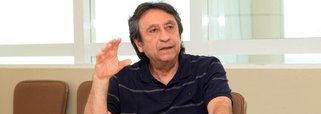 O Ministério Público Estadual instaurou um Procedimento Investigatório Criminal (PIC) para investigar possíveis irregularidades em uma realizado pela Secretaria Estado da Saúde (SES), na gestão do ex-secretário Ricardo Murad; o MP também vai apurar possíveis irregularidades na execução de um contrato celebrado entre a SES e a empresa gaúcha PMR Táxi Aéreo e Manutenção Aeronáutica S/A, para a locação de dois helicópteros; a investigação foi aberta há 10 dias; Murad já havia dito que disputará o governo em 2018; detalhe: peemedebista foi alvo da PF por desvio de verba pública