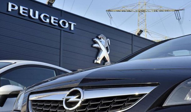 O grupo PSA, fabricante de veículos Peugeot e Citroen, acertou a compra da Opel da General Motors em um acordo que avalia a montadora em 2,2 bilhões de euros, anunciaram as companhias nesta segunda-feira, 6; acordo cria uma gigante regional que desafiará a líder de mercado Volkswagen