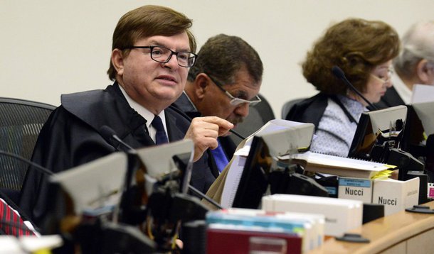 Após o empresário Marcelo Odebrecht depor em Curitiba, no processo que investiga irregularidades nas contas da campanha presidencial de 2014 na chapa Dilma/Temer, o ex-presidente da construtora Odebrecht Benedicto Júnior e o ex-presidente da Odebrecht Ambiental Fernando Reis serão ouvidos nesta quinta-feira (2) pelo ministro do TSE Herman Benjamim, no TRF-RJ