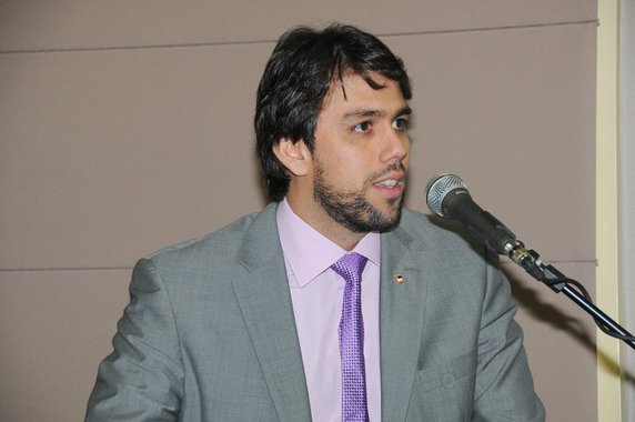 O presidente da Agência Metropolitana, Pedro Lucas Fernandes, confirmou que o PTB está aliado ao PCdoB, do governador Flávio Dino; segundo Fernandes, não há motivo para esconder a aliança que começou a ser costurada desde o apoio à reeleição do prefeito Edivaldo Holanda Júnior (PDT), no ano passado