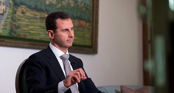 Em entrevista divulgada pela agência Sputnik, o presidente sírio Bashar Assad afirmou não estar grato à coalizão liderada pelos EUA e, mais do que isso, disse que não houve nenhuma operação; "Deixe-me ser franco, na verdade não houve nenhuma operação contra o Daesh. Foi uma operação cosmética. Foi apenas uma aliança ilusória, porque o Daesh estava se expandindo durante aquela operação. Ao mesmo tempo, essa operação é uma operação ilegal porque aconteceu sem consultar ou ter a permissão do governo sírio, que é um governo legítimo, e é uma violação de nossa soberania. Em terceiro lugar, eles não impediram nenhum cidadão sírio de ser morto pelo Daesh, então para que devo estar grato?"
