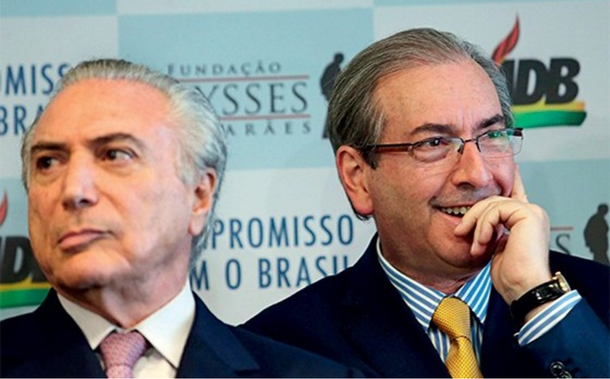 Jornalista Fernando Brito analisa que, antes, com Lula e Dilma, a "pressão" relacionada a Eduardo Cunha "era deixar o desgraçado preso até fazer alguma confissão que os tentasse atingir. Agora, é deixar o desgraçado preso se ele falar alguma coisa que atinja Sua Usurpência", em referência a Michel Temer; o comentário é sobre uma nota da coluna Painel que afirma que as perguntas feitas por Cunha a Temer podem ser interpretadas como tentativa de influenciar a Lava Jato e usadas como argumento para que ele não seja solto